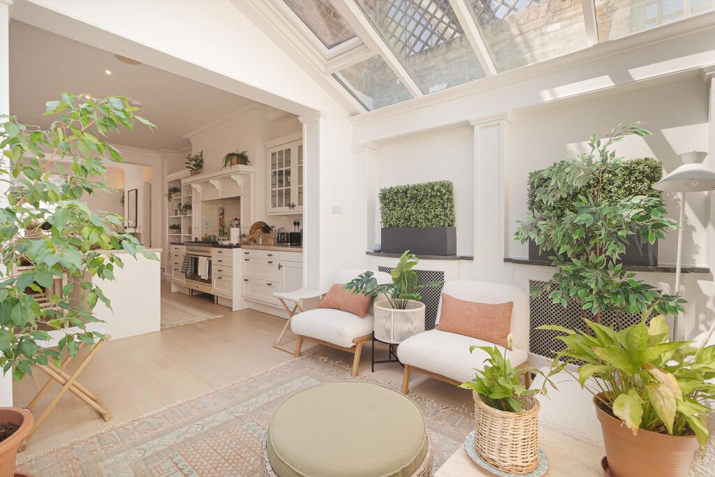 Image of Queensdale Place, London W11