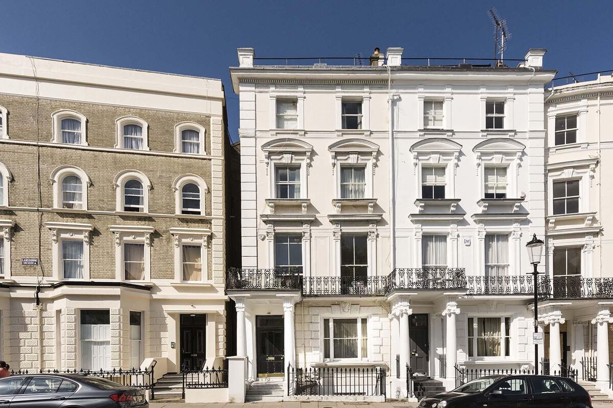 flat to rent in Lansdowne Crescent, Notting Hill, London, W11