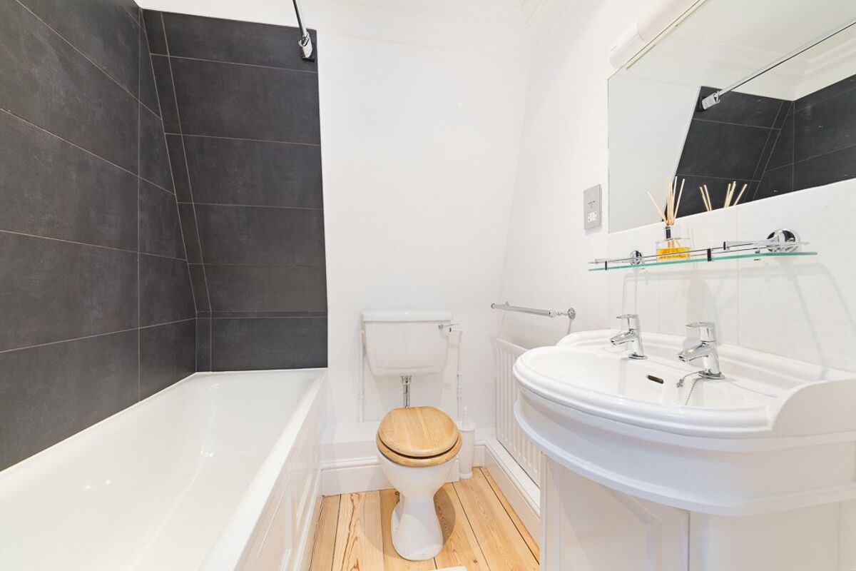 house to rent in Ledbury Road, Notting Hill, London, W11 NHQ283016