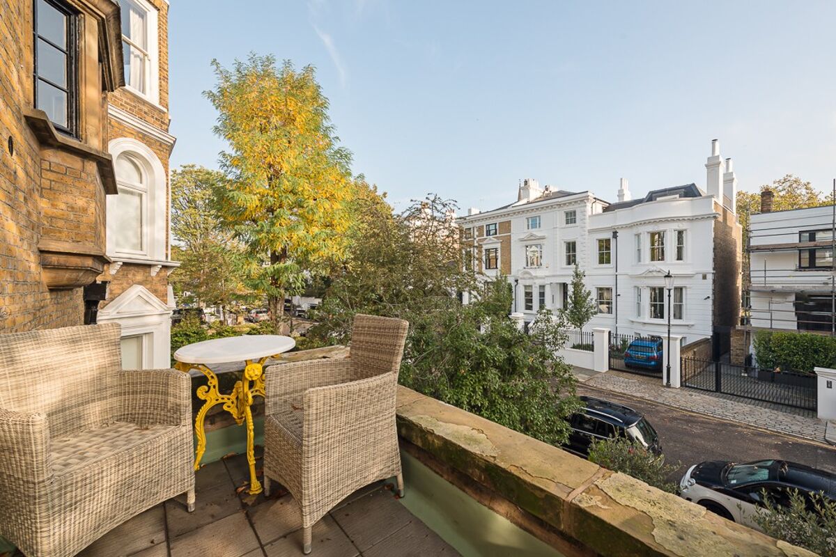 flat to rent in Lansdowne Road, Notting Hill, London, W11 NHQ303129