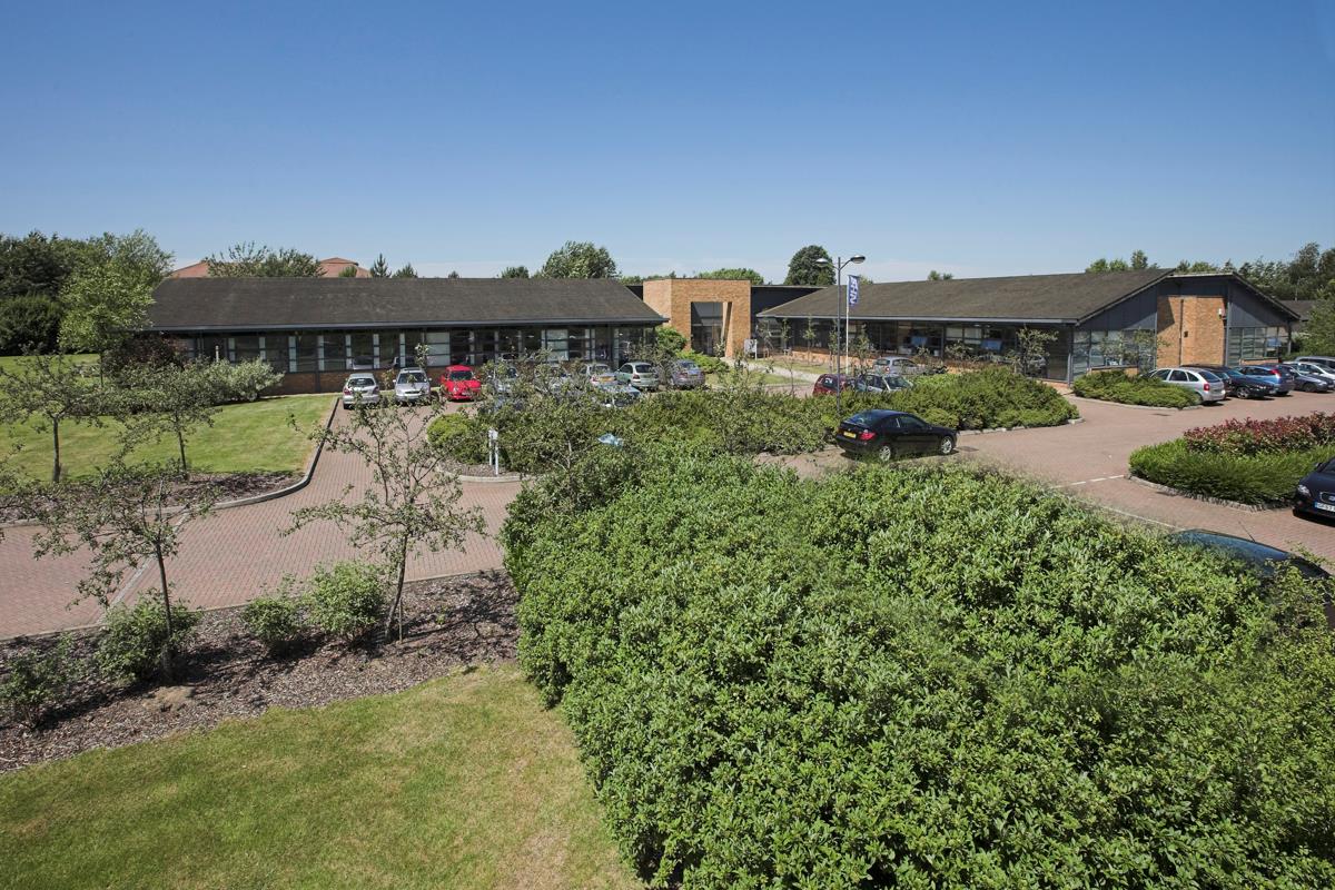 Office (Bus. Park) to rent in 35 Kings Hill Avenue, Kings Hill, West