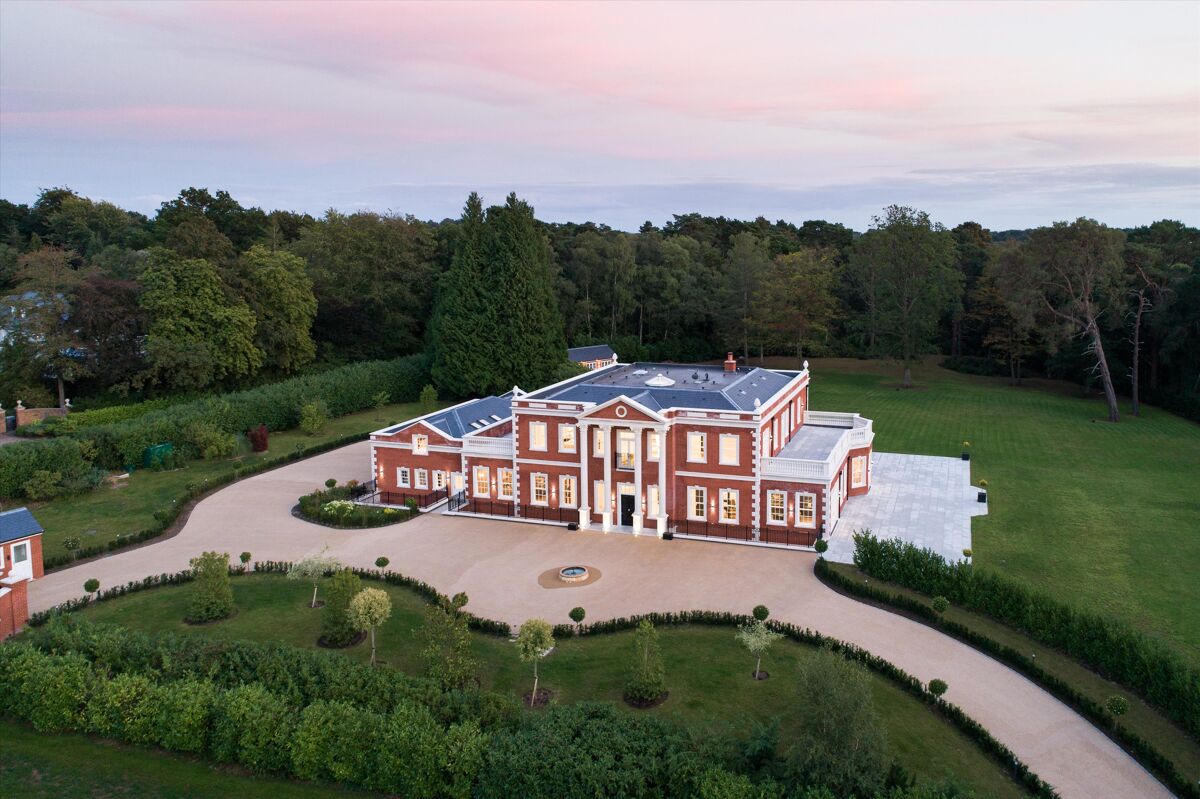 house for sale in South Drive, Wentworth, Virginia Water, Surrey, GU25 NSU170004 Knight Frank house for sale in South Drive, Wentworth, Virginia Water, Surrey, GU25 NSU170004 Knight Frank