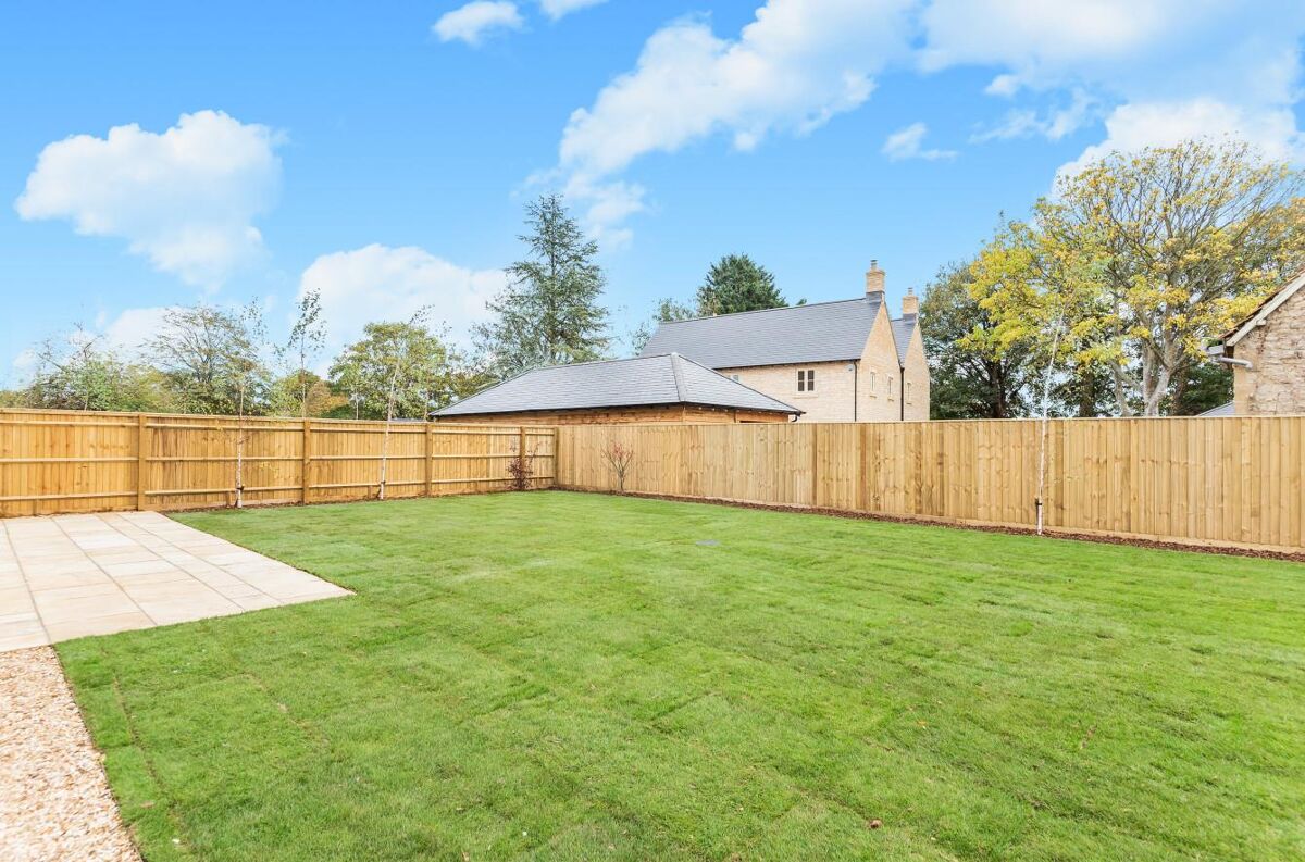 house for sale in Aston, Bampton, Oxfordshire, OX18 OXF012055905