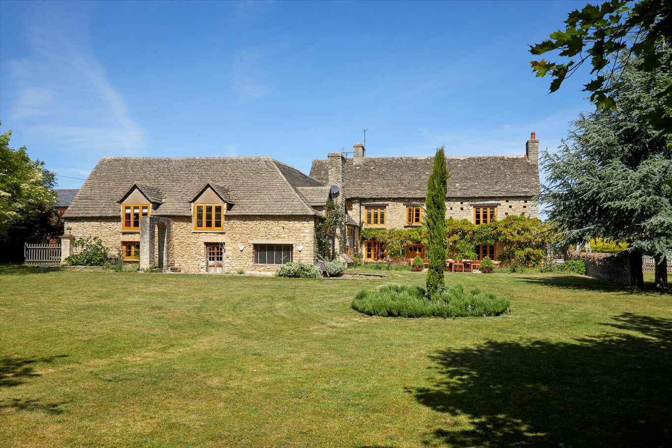 Image of Long Hanborough, Oxfordshire, OX29