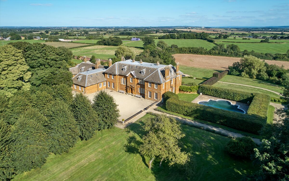 house for sale in Poundon, Oxfordshire, OX27 OXF012071799 Knight Frank