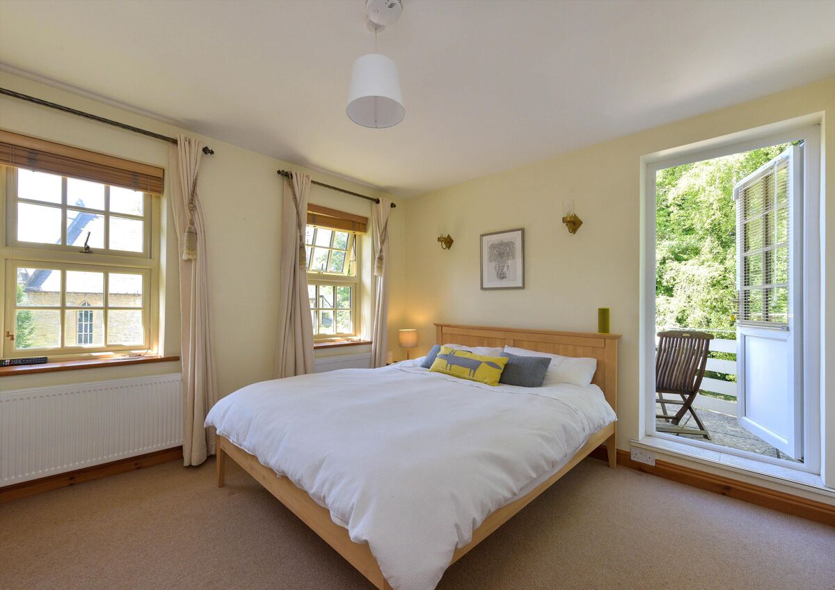 house for sale in Park Street, Bladon, Woodstock, Oxfordshire, OX20