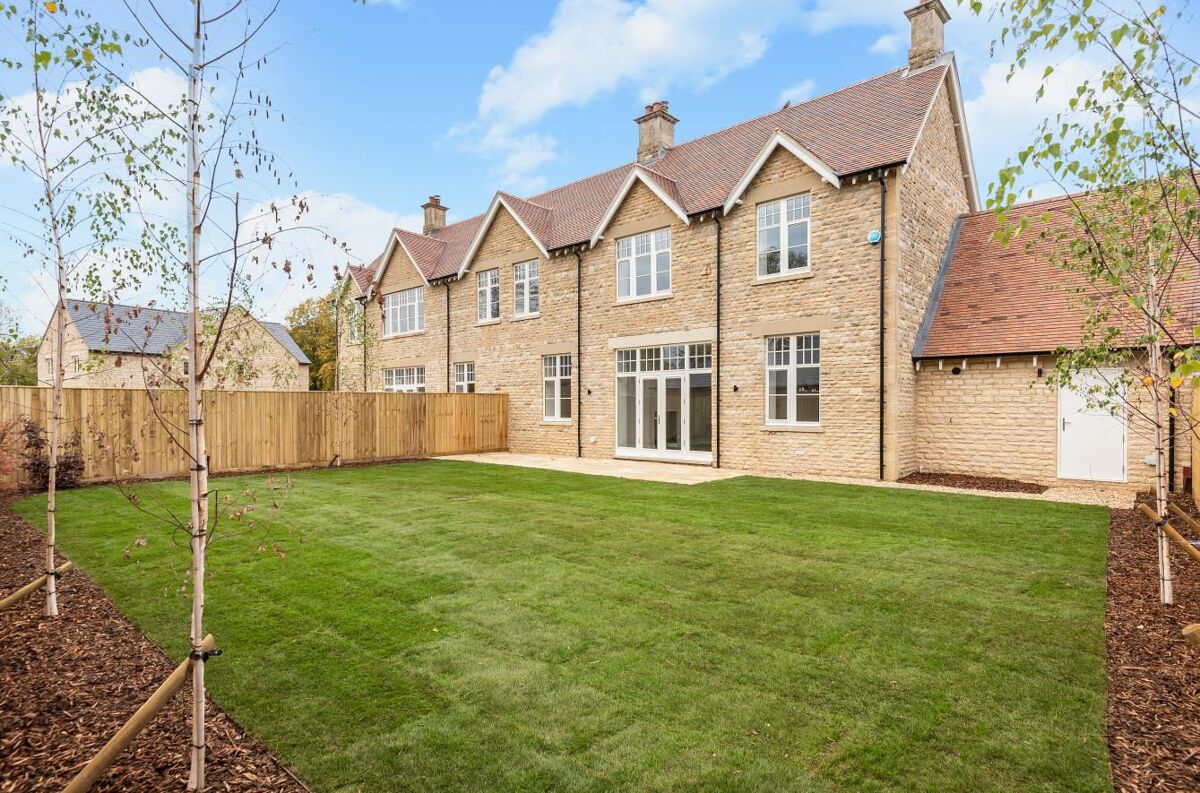 house for sale in Aston, Bampton, Oxfordshire, OX18 OXF012098132 Knight Frank