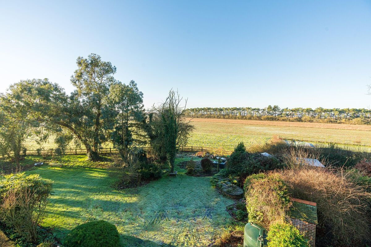 house for sale in Brightwell Baldwin, Watlington, Oxfordshire, OX49 OXF012105248 Knight Frank