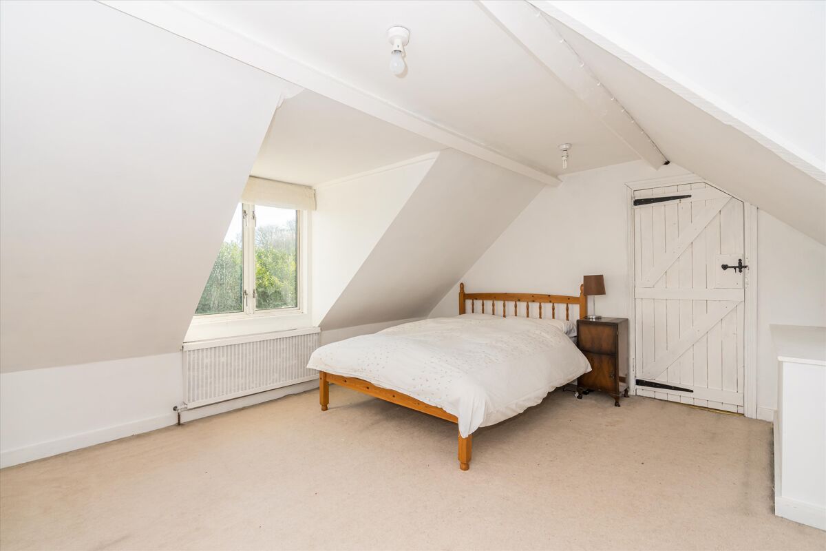 house for sale in Brightwell Baldwin, Watlington, Oxfordshire, OX49