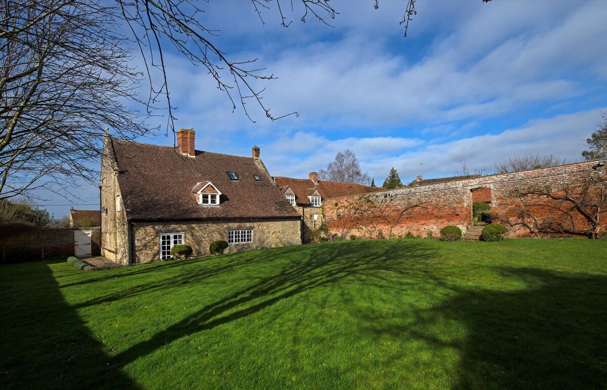 house for sale in Oxford Road, Garsington, Oxford, Oxfordshire, OX44