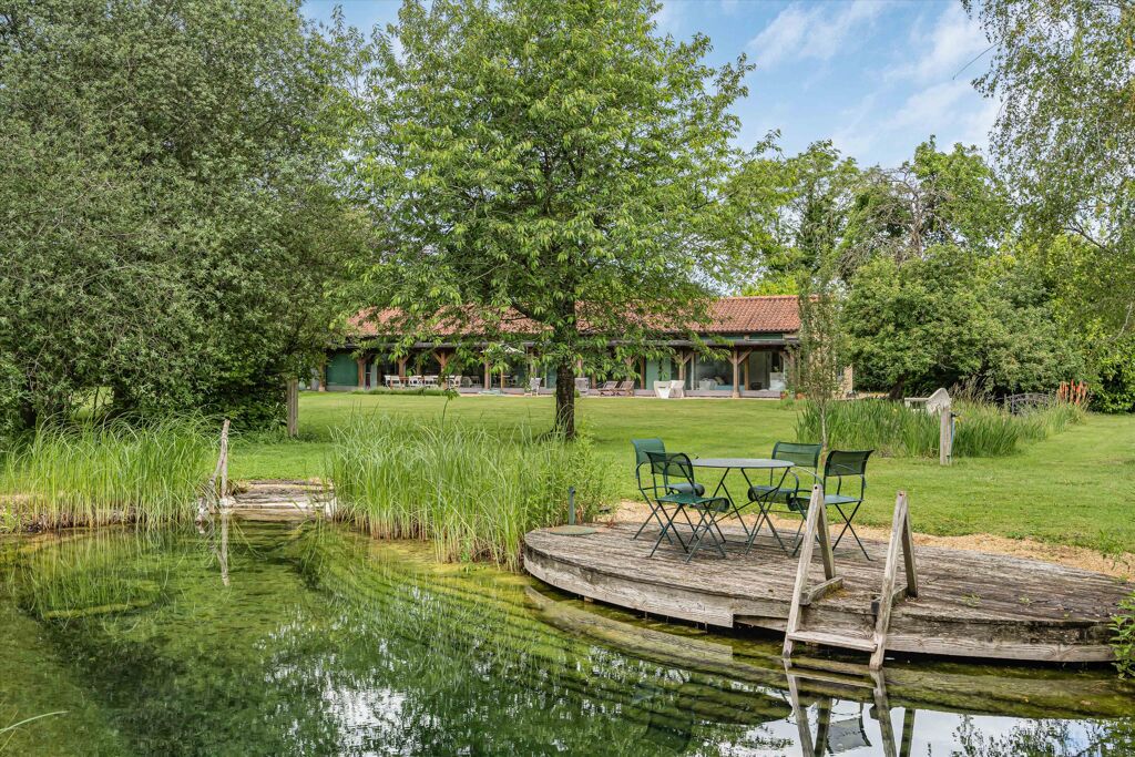 Image of Weston-On-The-Green, Oxfordshire OX25
