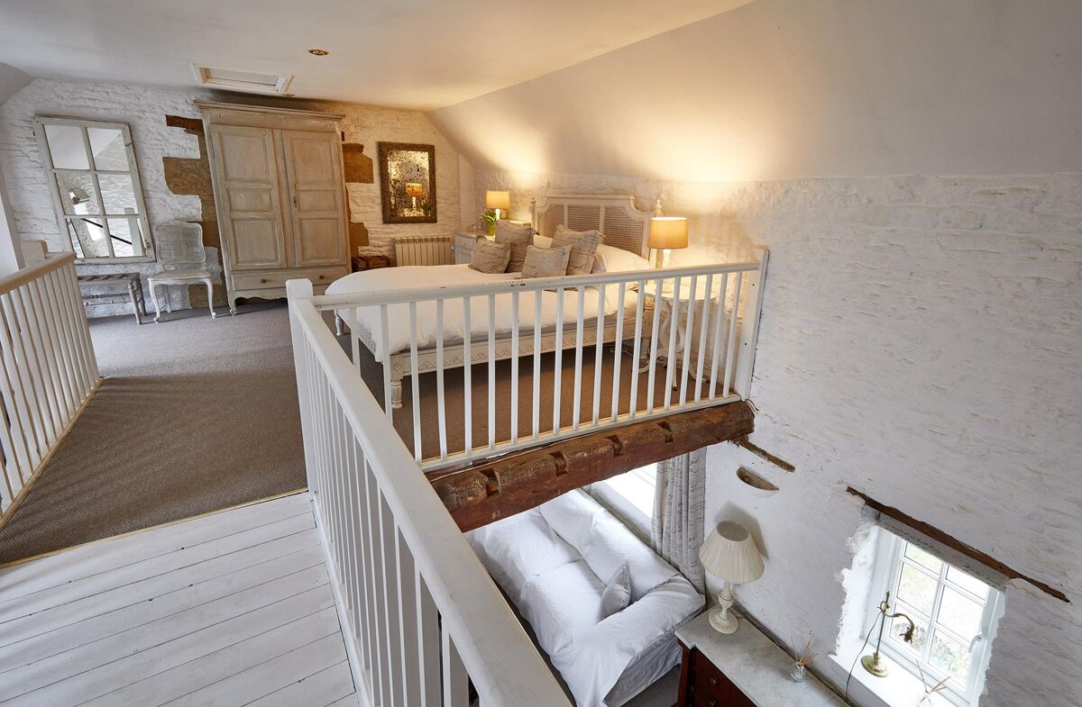 house for sale in Langford, Oxfordshire/Gloucestershire border, GL7