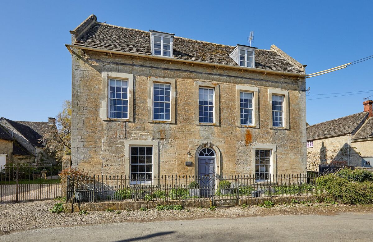 house for sale in Langford, Oxfordshire/Gloucestershire border, GL7 OXF012120216 Knight Frank