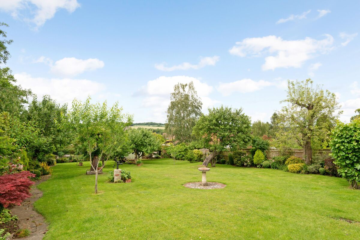 house for sale in Cumnor Hill, Oxford, OX2 OXF012137649 Knight Frank