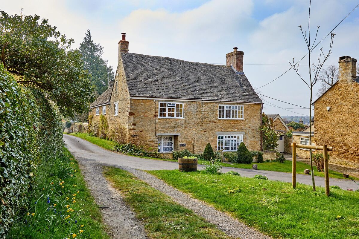house for sale in Church Enstone, Chipping Norton, Oxfordshire, OX7