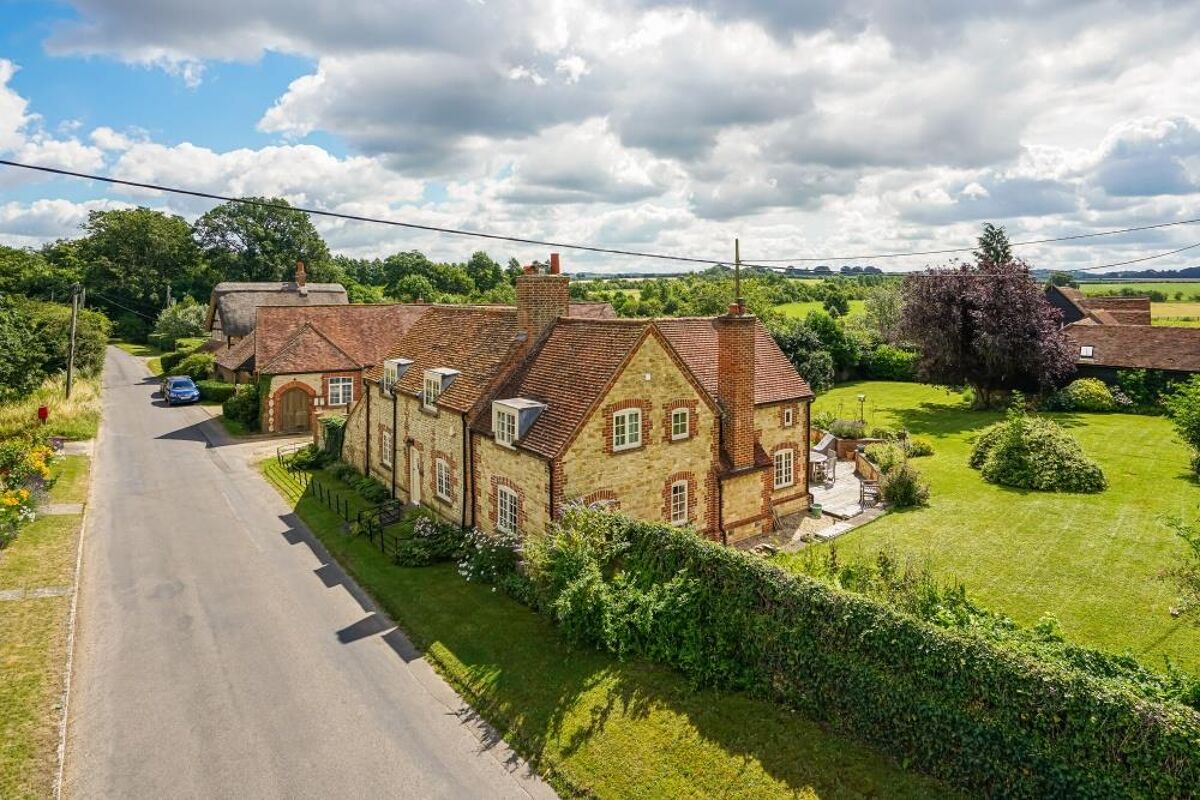 house for sale in Brightwell Baldwin, Watlington, Oxfordshire, OX49