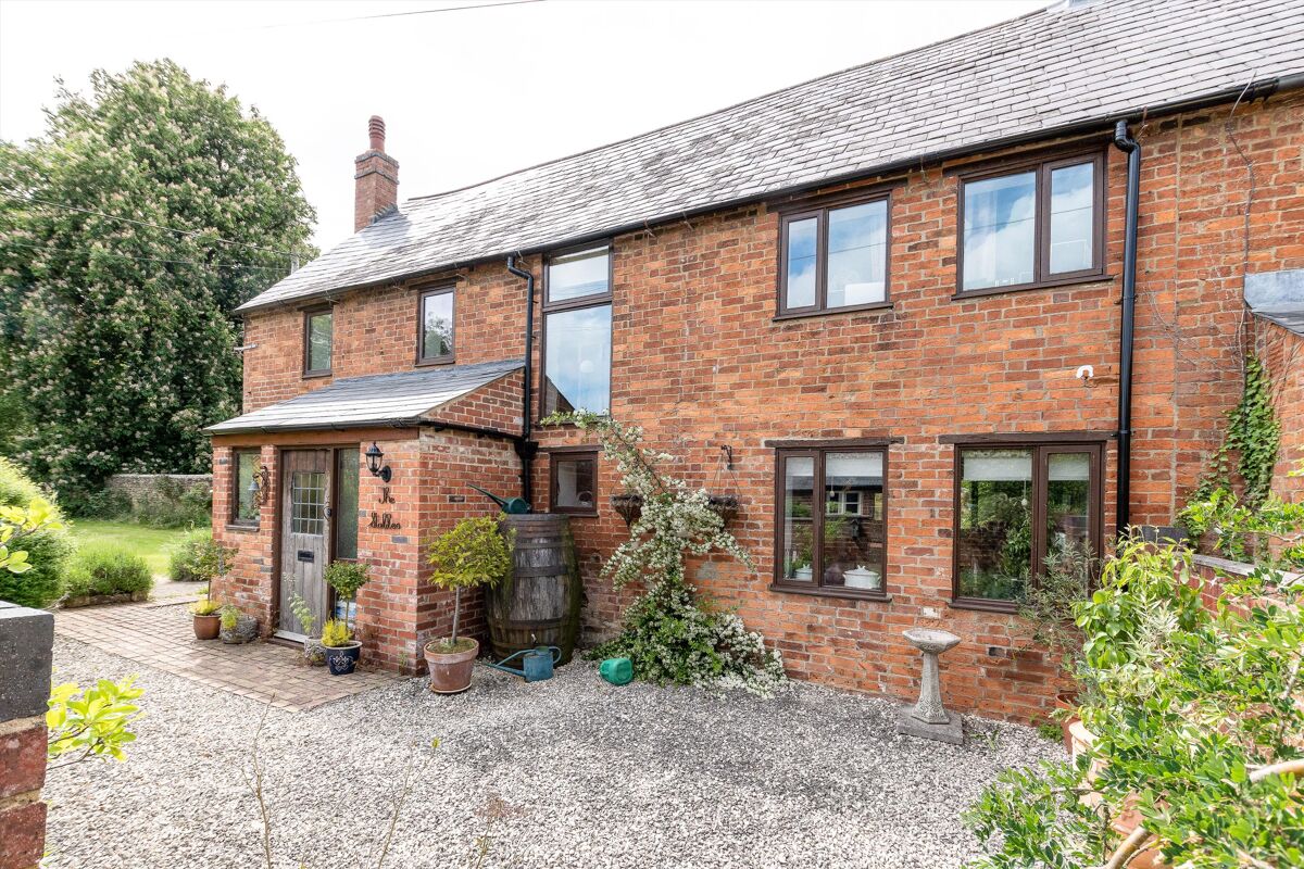 house for sale in Nr Adderbury, Oxfordshire, OX17 OXF012154503