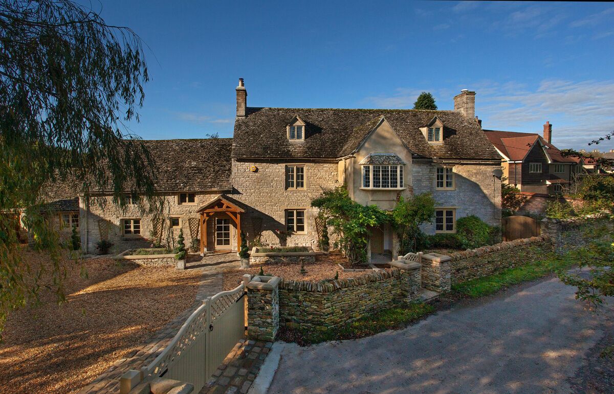 house for sale in Church Lane, Yarnton, Oxfordshire, OX5 OXF012172010