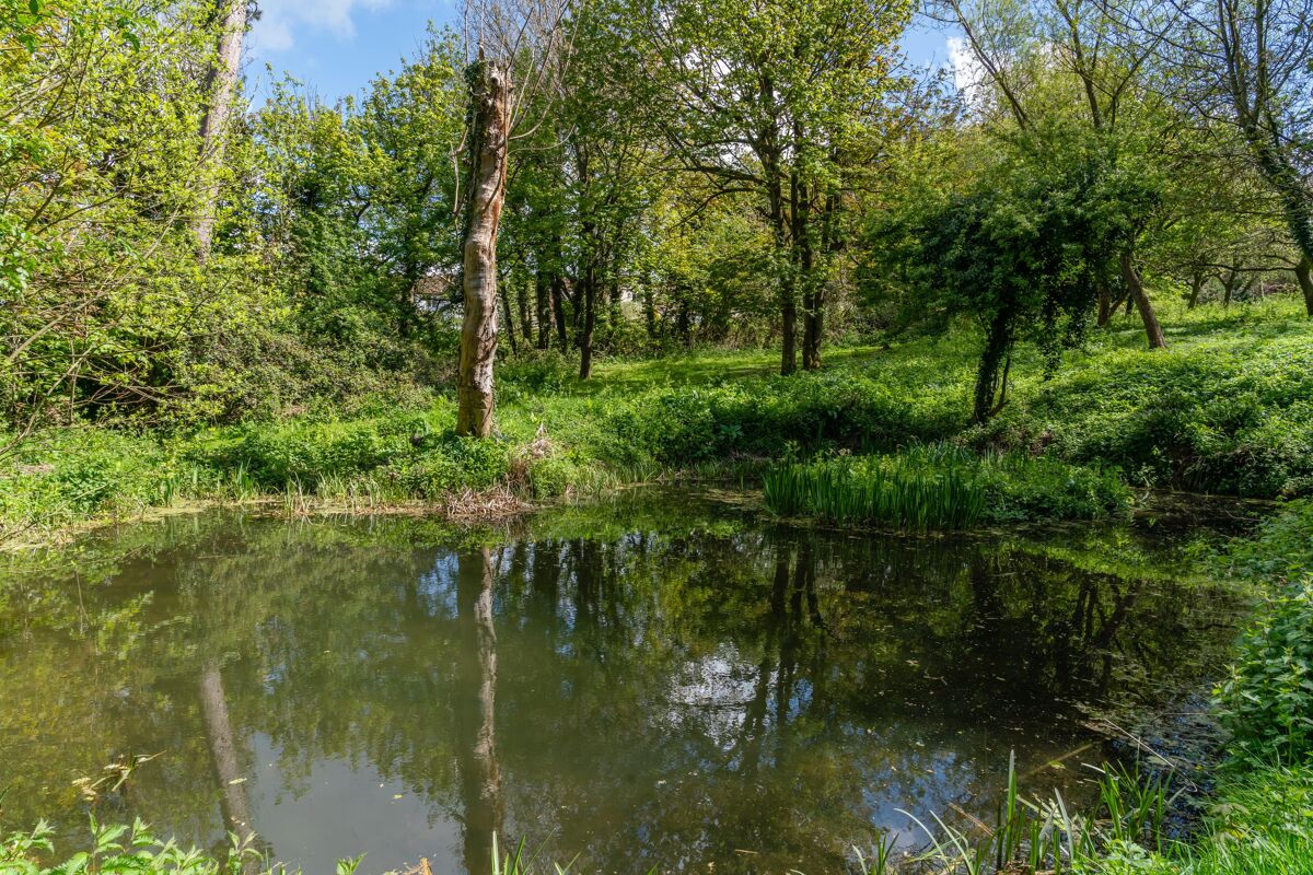 house for sale in Manor House, Oakley Road, Brill, HP18 OXF012187042