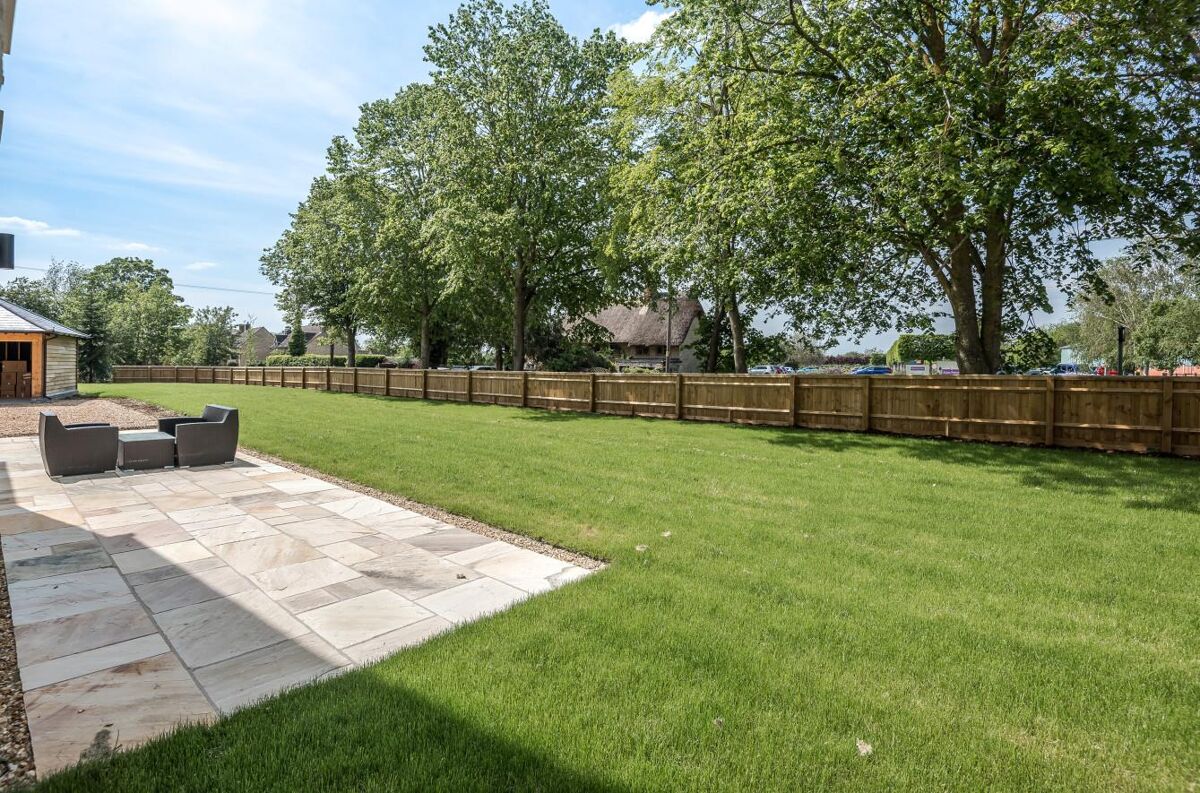 house for sale in Aston, Bampton, Oxfordshire, OX18 OXF012193069