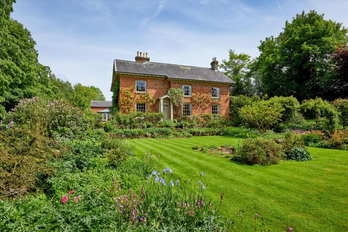 house for sale in Lower Tadmarton, Oxfordshire, OX15 OXF012200249