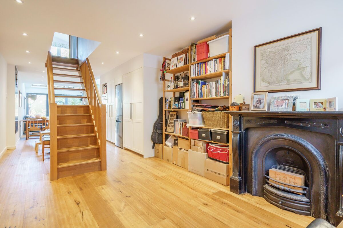 house for sale in West Street, Osney Island, Oxford, OX2 OXF012200596