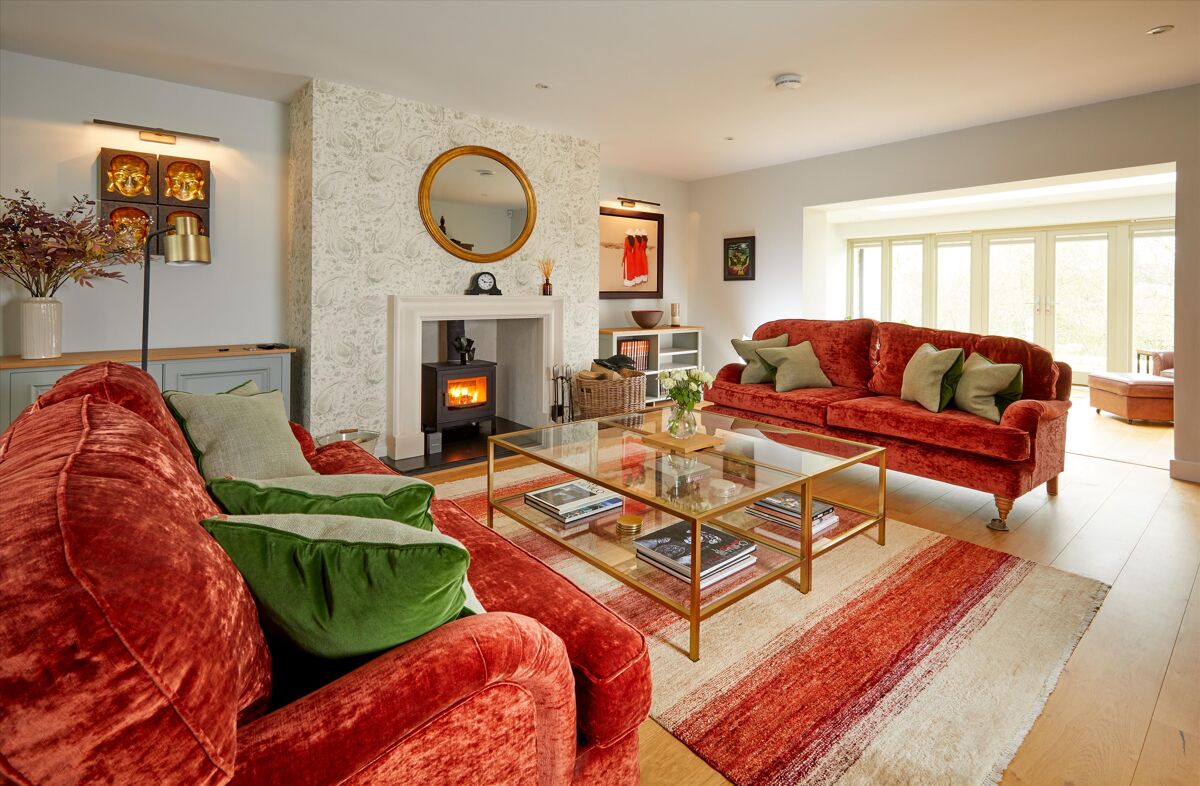 house for sale in Lavender Cottage, ShiptonunderWychwood, Chipping