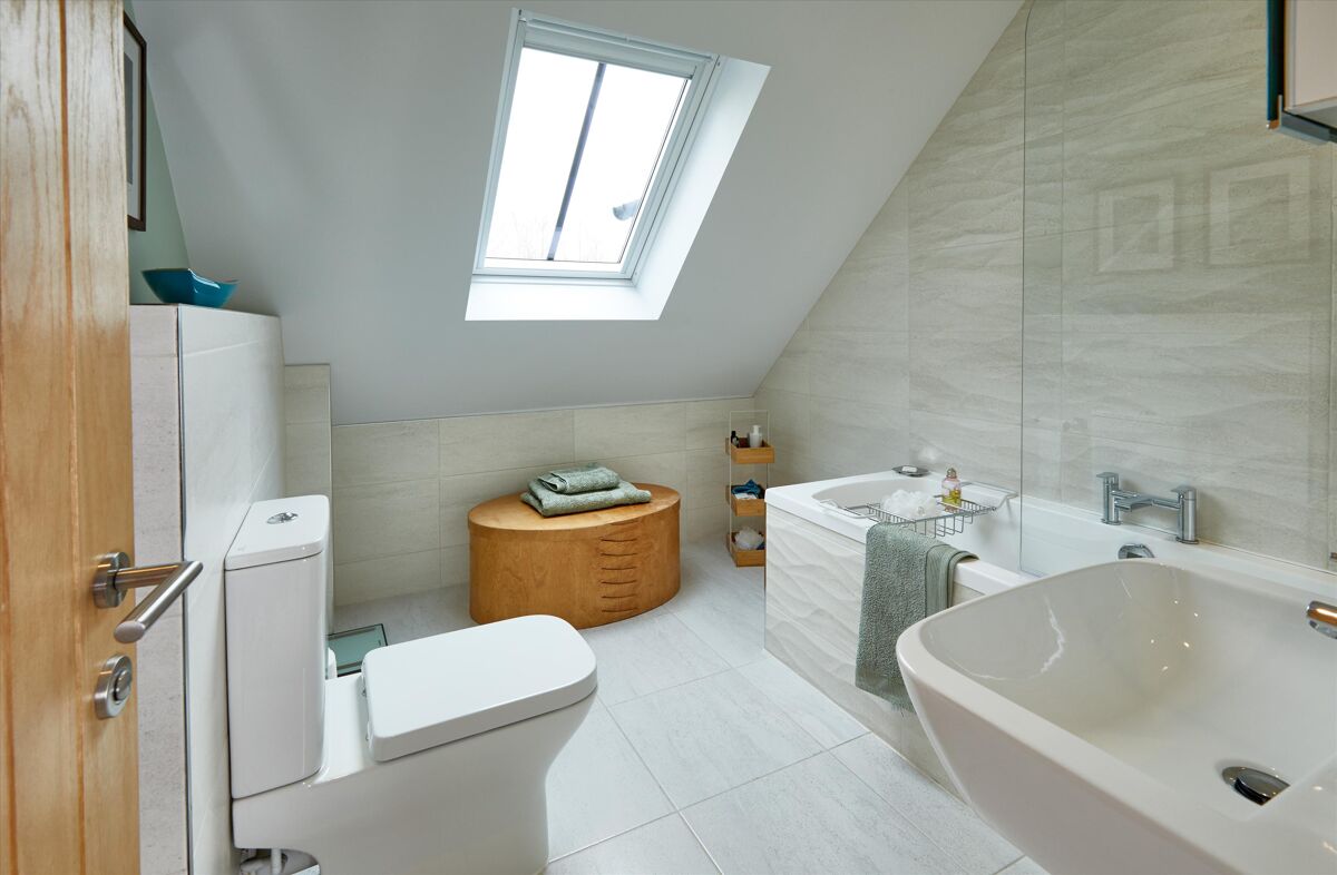 house for sale in Lavender Cottage, ShiptonunderWychwood, Chipping