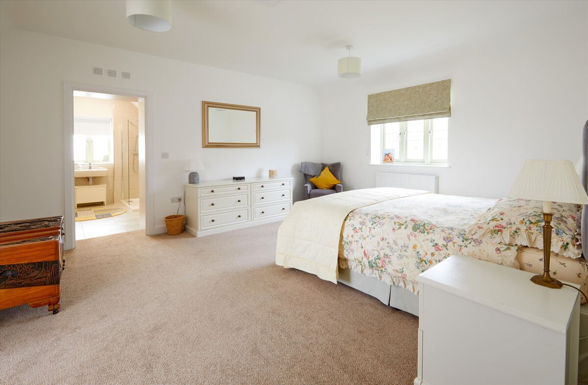 house for sale in ShiptonunderWychwood, Chipping Norton, Oxfordshire