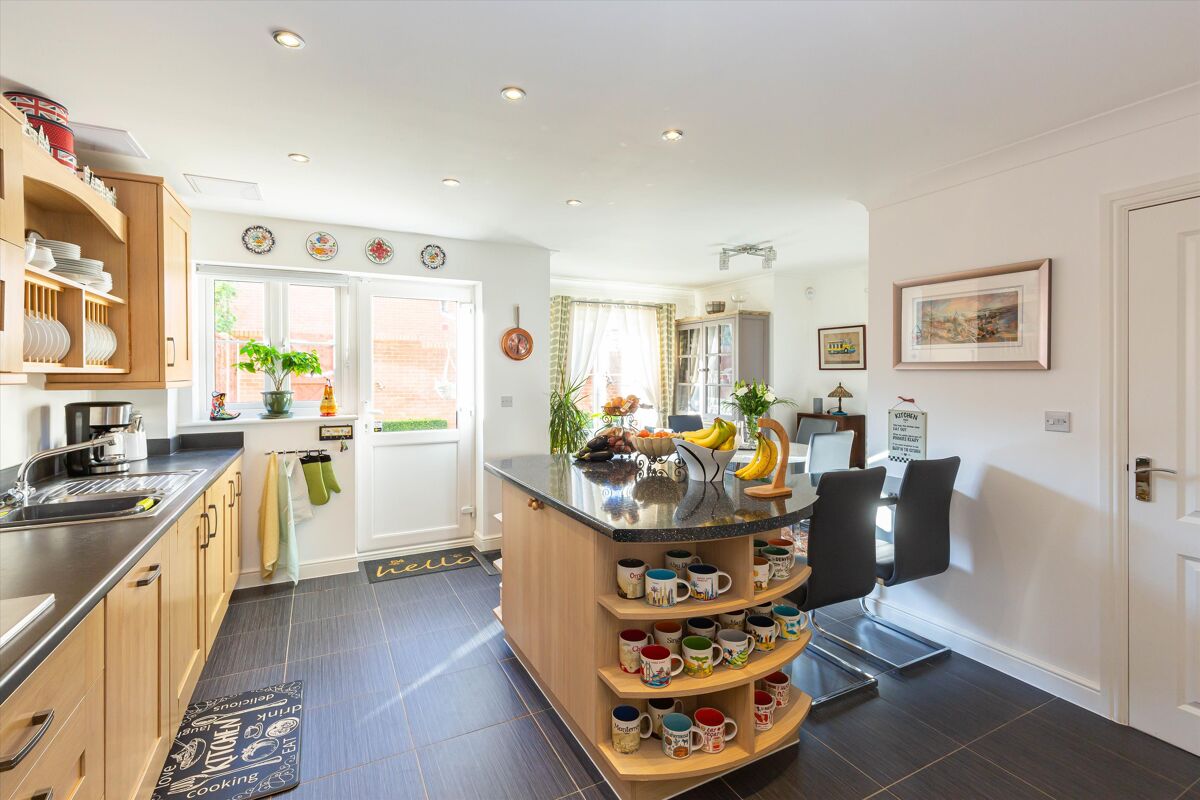 house for sale in Kimmeridge Road, Cumnor, Oxford, OX2 OXF012260403