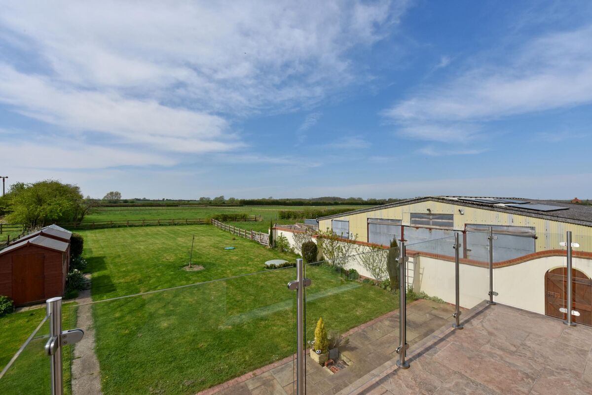 house for sale in Henton, Oxfordshire/Buckinghamshire border, OX39 OXF012287503 Knight Frank