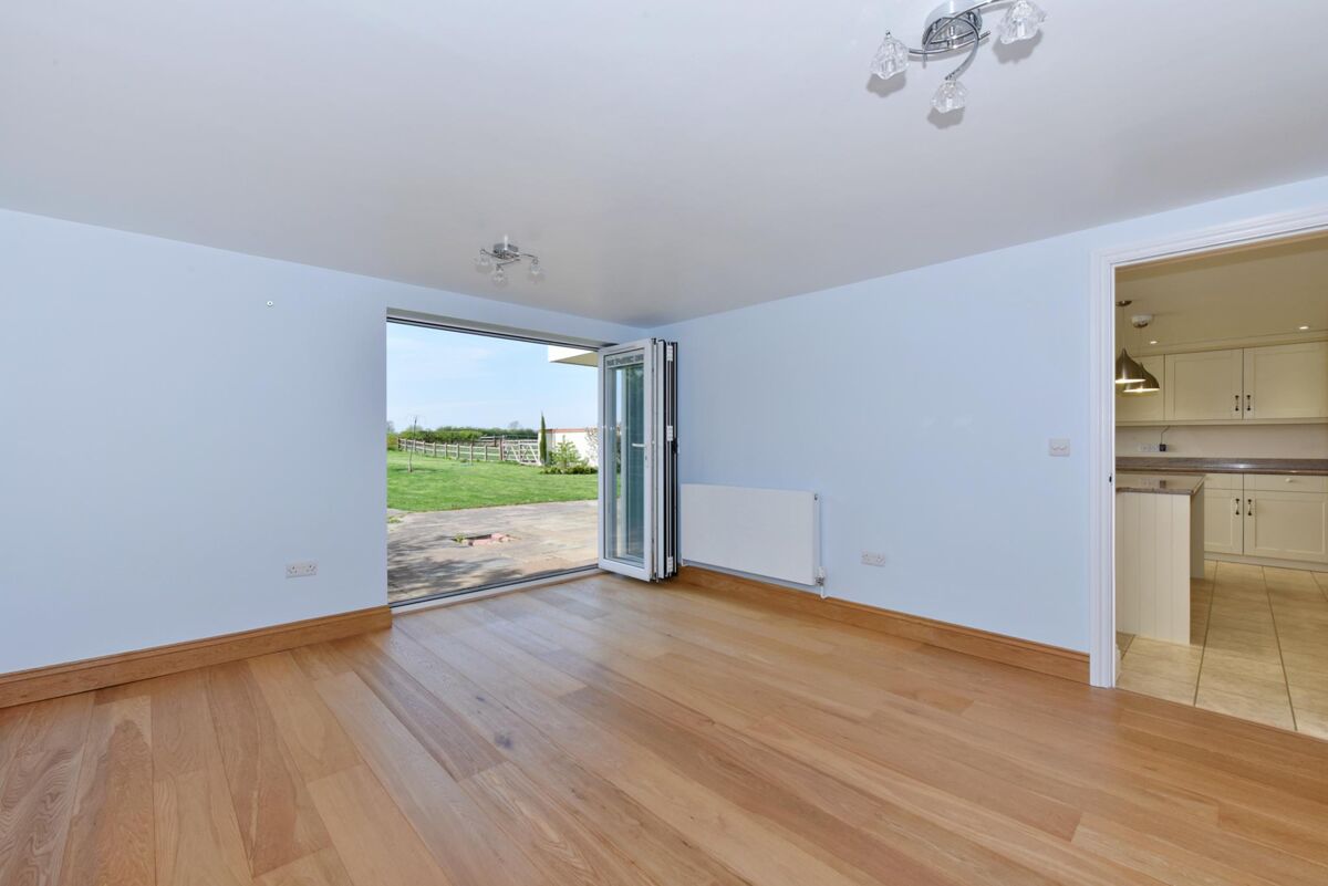 house for sale in Henton, Oxfordshire/Buckinghamshire border, OX39 OXF012287503 Knight Frank