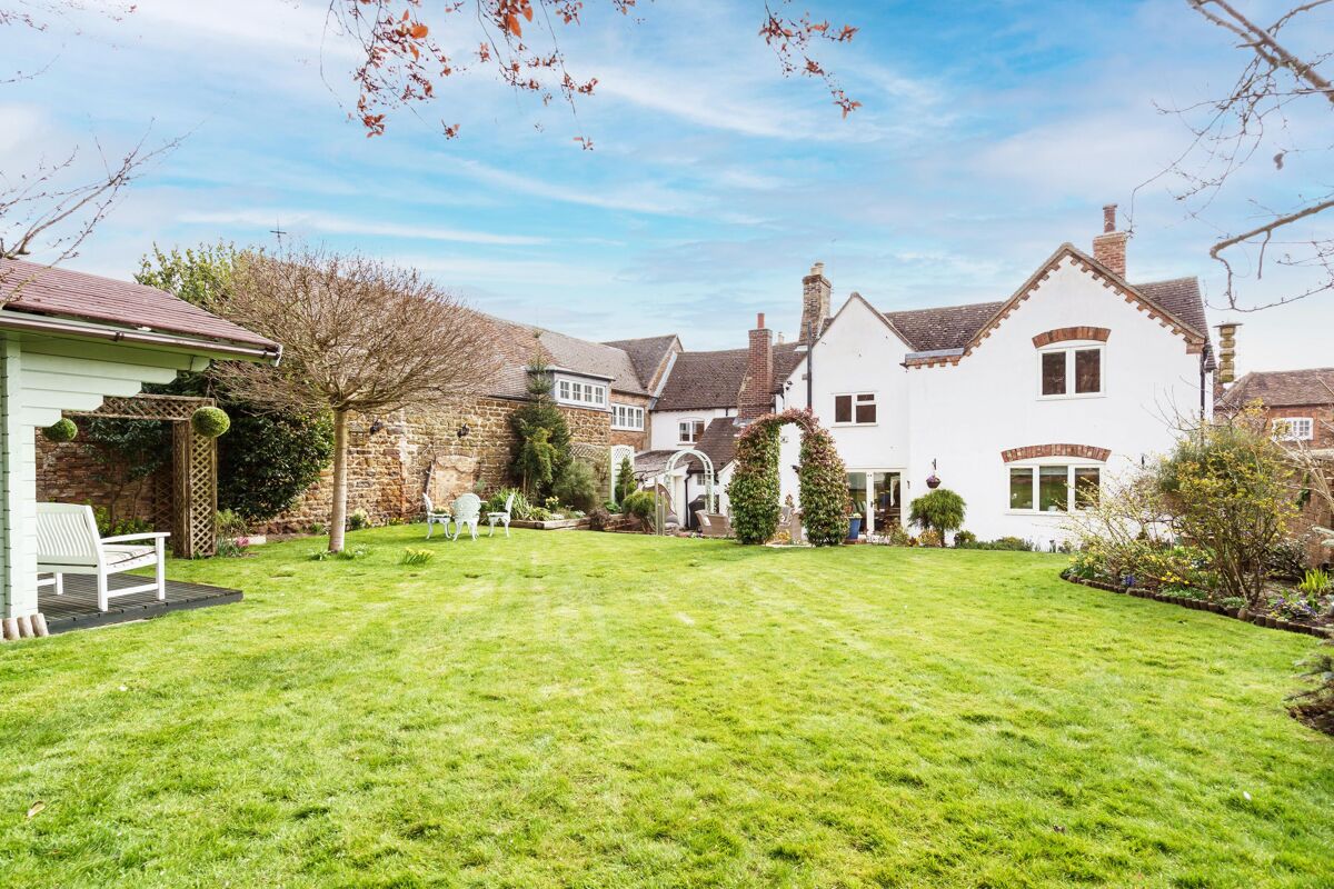 house for sale in Temple Street, Brill, HP18 OXF012293577 Knight Frank