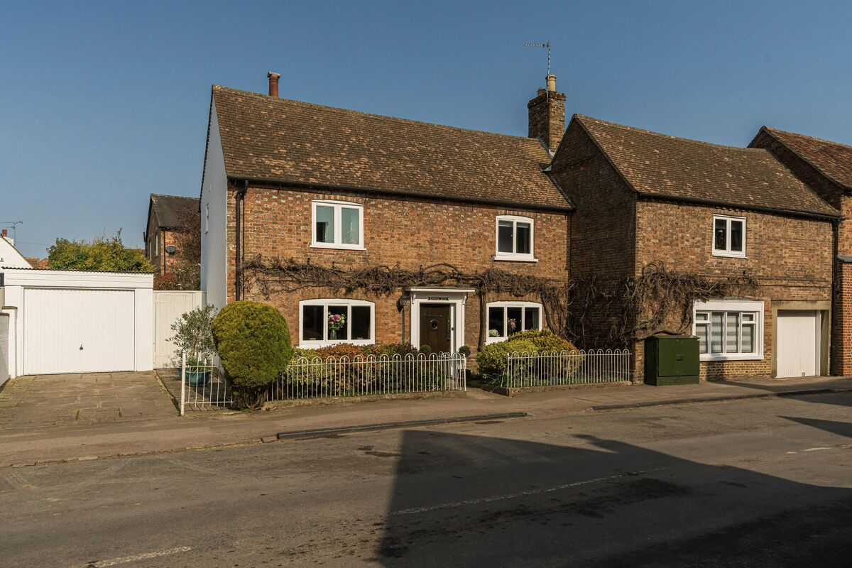 house for sale in Temple Street, Brill, HP18 OXF012293577 Knight Frank