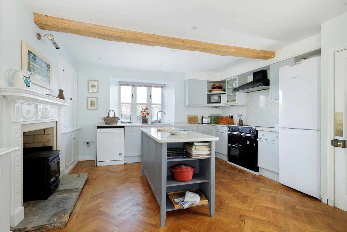 house for sale in Upper Milton, MiltonunderWychwood, Chipping Norton, Oxfordshire, OX7