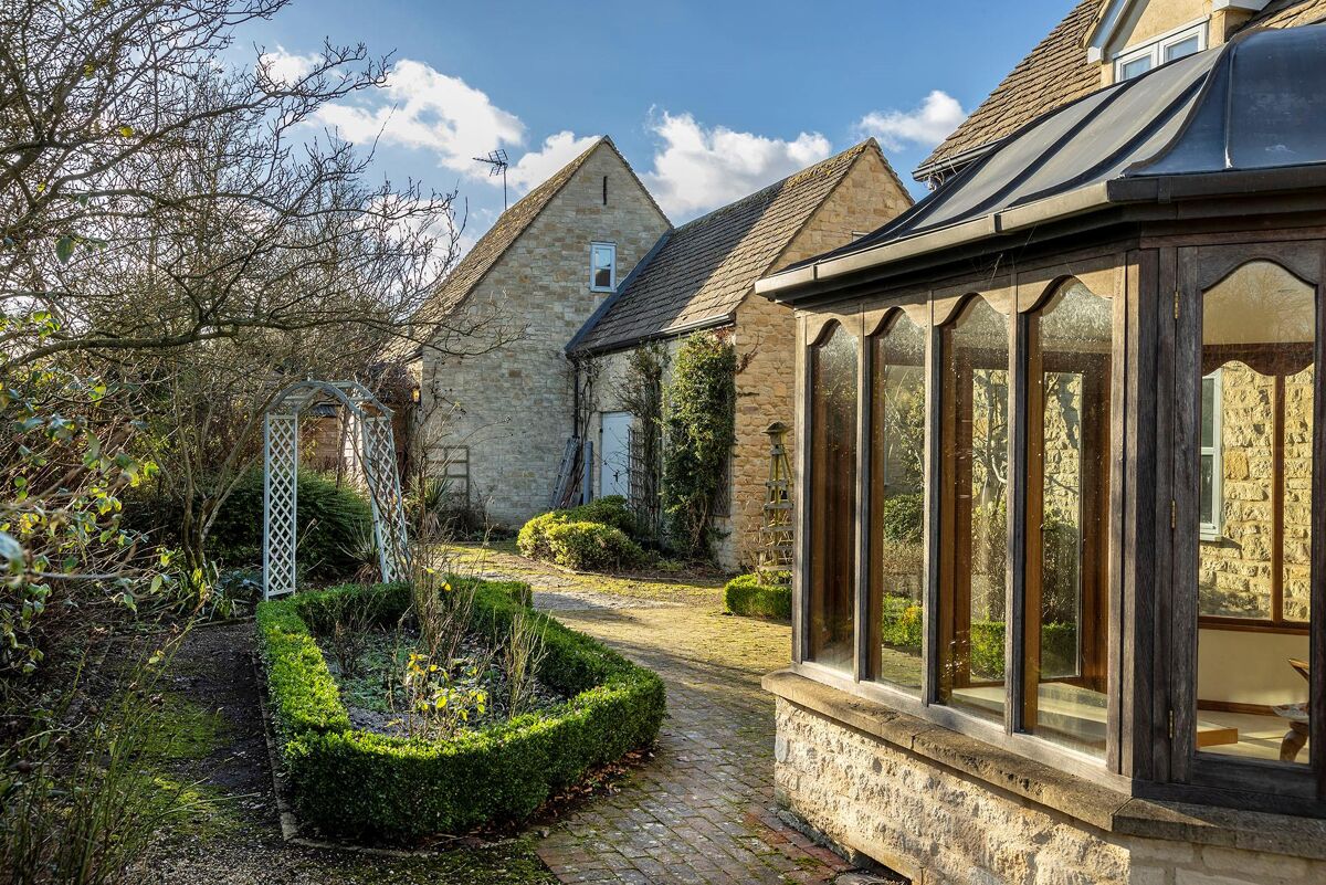 house for sale in Upper Milton, MiltonunderWychwood, Chipping Norton