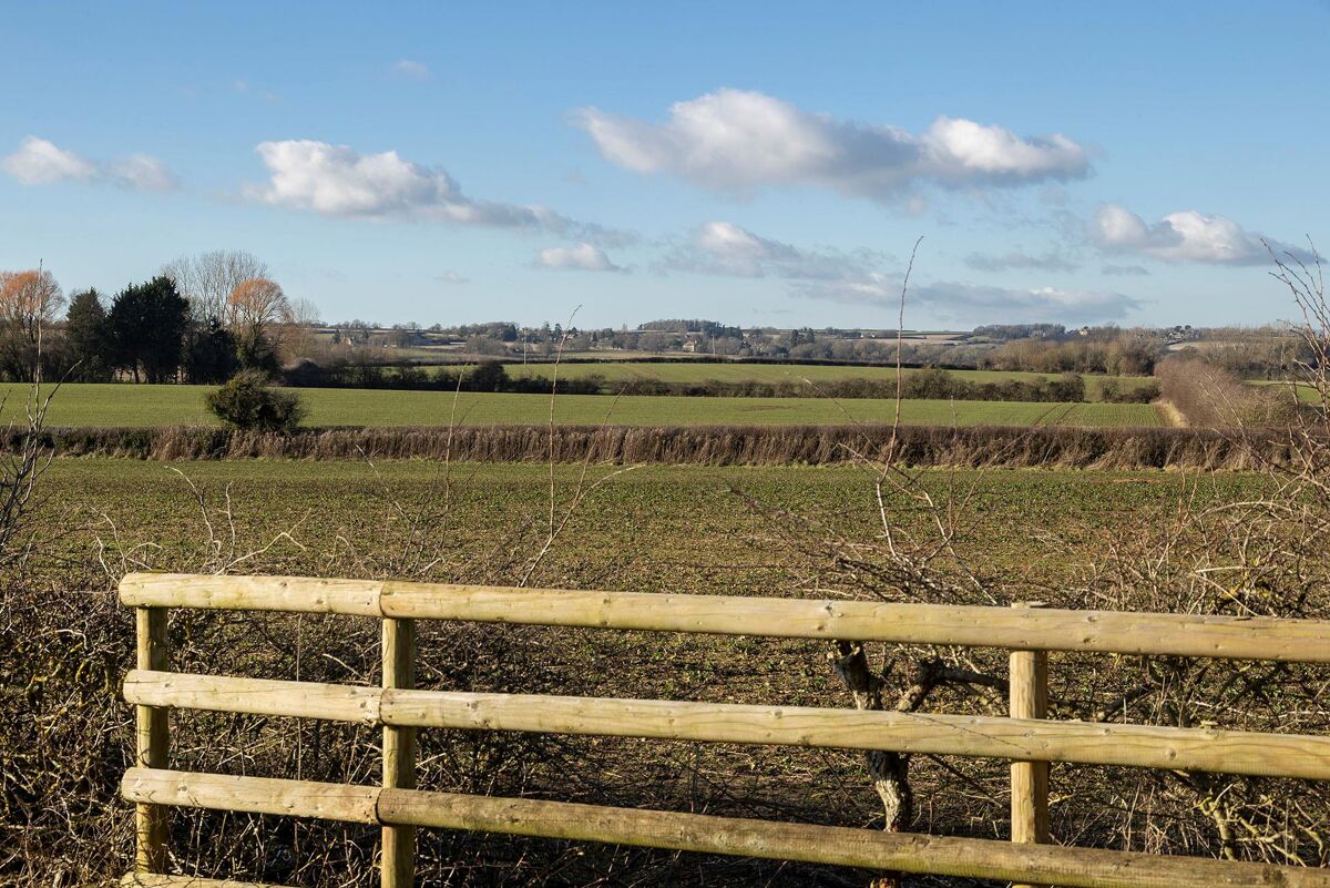 house for sale in Upper Milton, MiltonunderWychwood, Chipping Norton, Oxfordshire, OX7