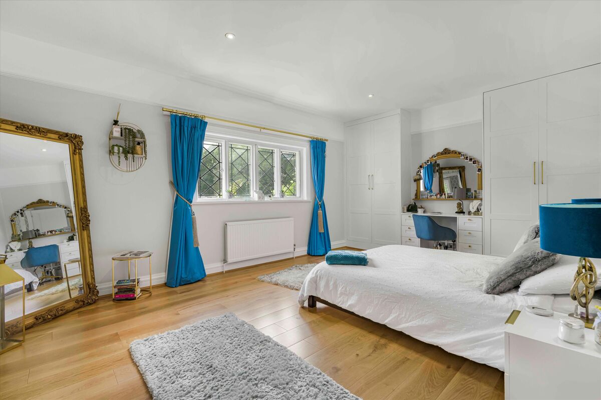 house for sale in Bagley Wood Road, Oxford, OX1 OXF012335090 Knight