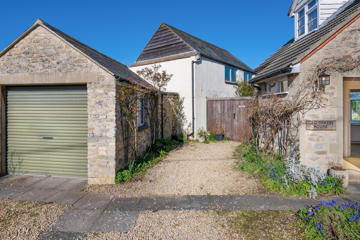 house for sale in Wootton Village, Boars Hill, Oxford, OX1