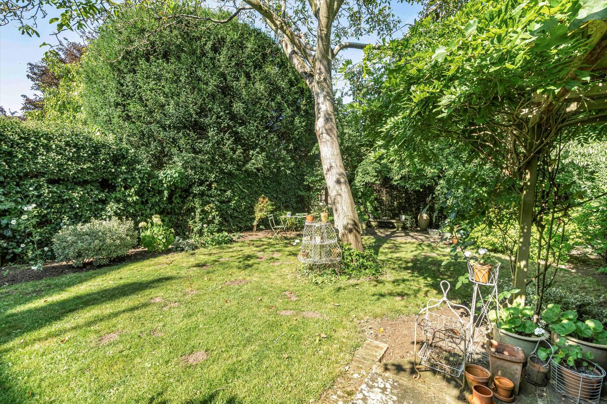 flat for sale in Norham Gardens, Central North Oxford, OX2