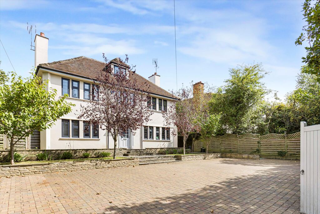 Image of Woodstock Road, North Oxford, Oxfordshire, OX2