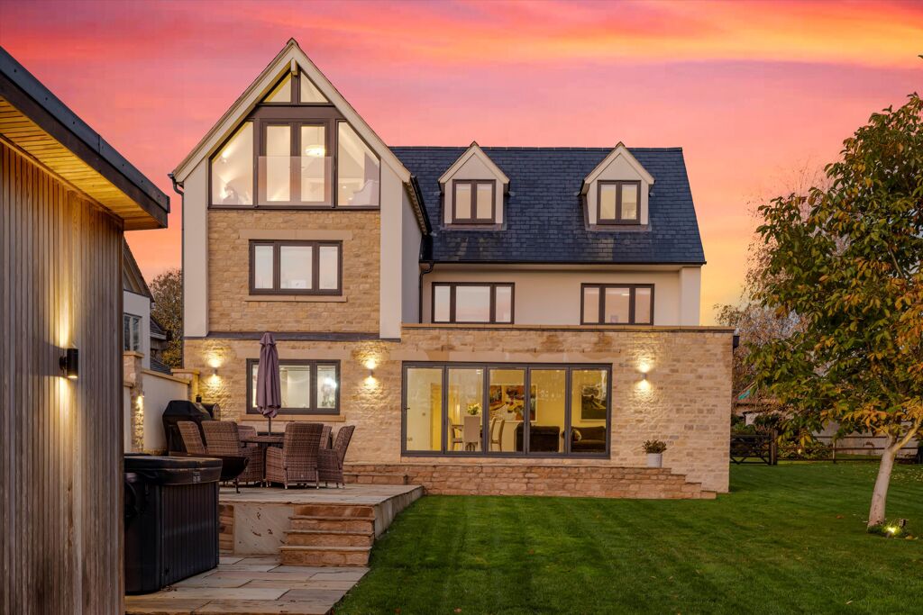 Image of Stonesfield, Woodstock, Oxfordshire. OX29