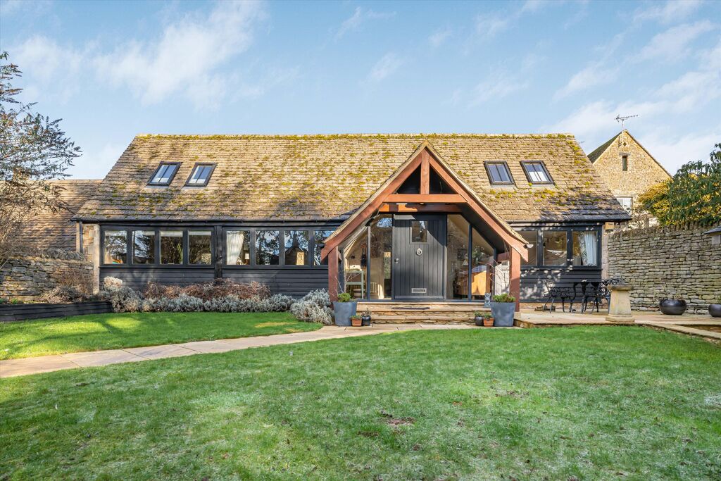 Image of Manor Road, Sandford St. Martin, Chipping Norton, Oxfordshire OX7