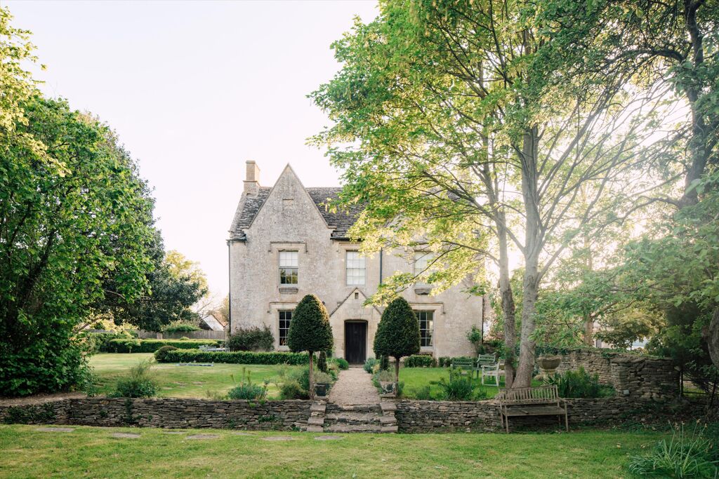 Image of The Old Farmhouse, Lechlade, GL7