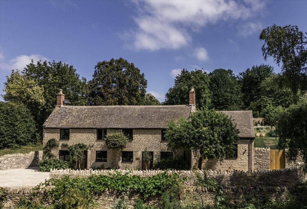 Image of Near Aldsworth, Cheltenham, Gloucestershire GL54