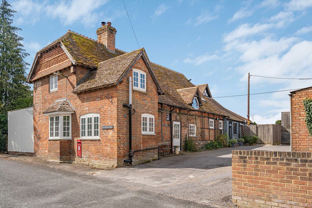 Image of Main Street, Chilton, Oxfordshire OX11