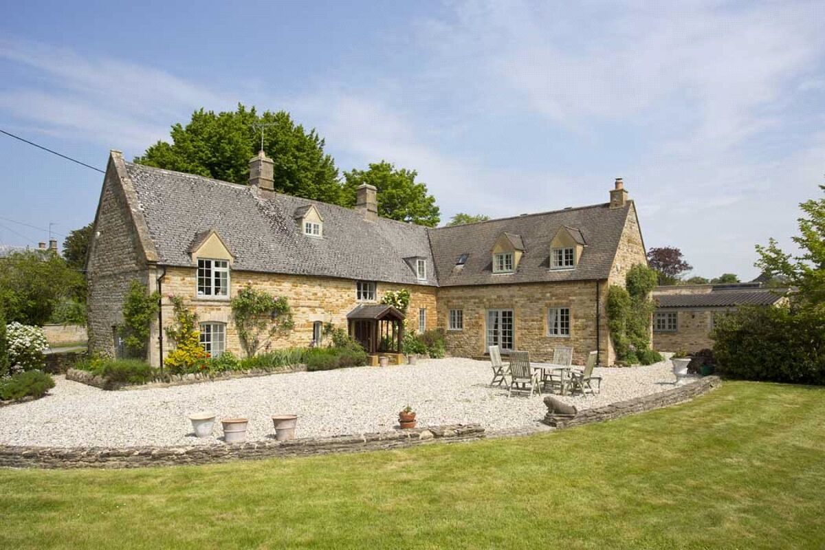 house for sale in West Street, Kingham, Chipping Norton, Oxfordshire