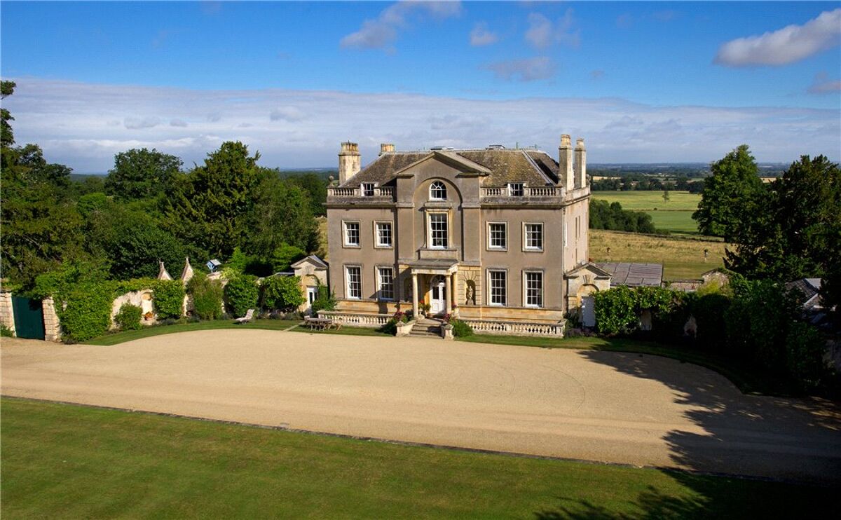 house for sale in Faringdon, Oxfordshire, SN7 OXF080574 Knight Frank