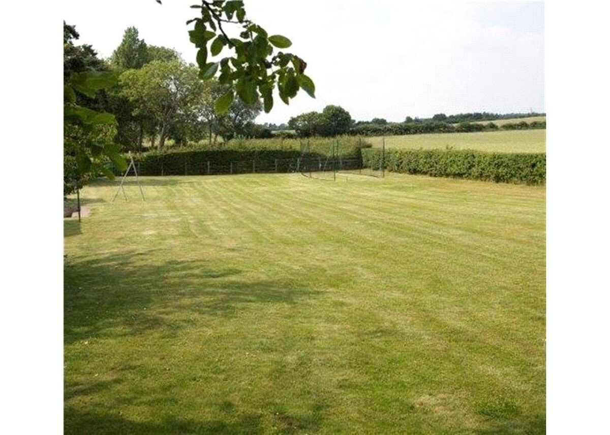 house for sale in Stanton St John, Oxford, OX33 OXF090190 Knight Frank