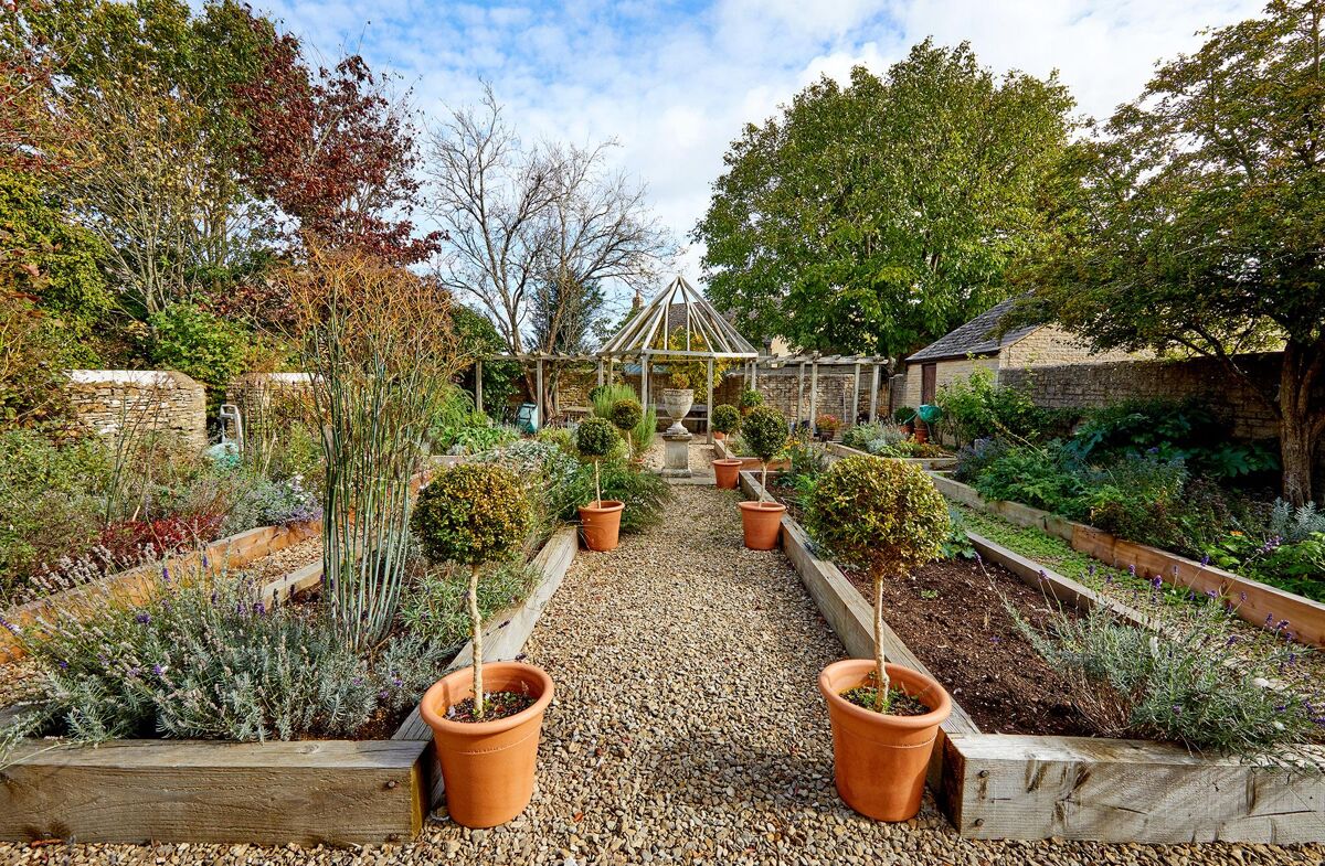 house for sale in Duns Tew, Oxfordshire, OX25 OXF090411 Knight Frank